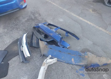 2016 Honda Civic Lx z USA, uszkodzony, nr VIN 19XFC2F53GE244825